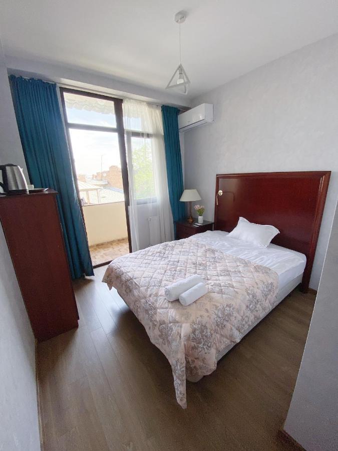 Tbilisi Central Hotel Exteriör bild